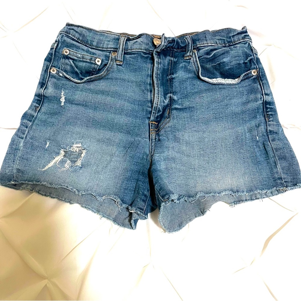 Gap Distressed 3” Denim Jean Shorts, women’s size 28